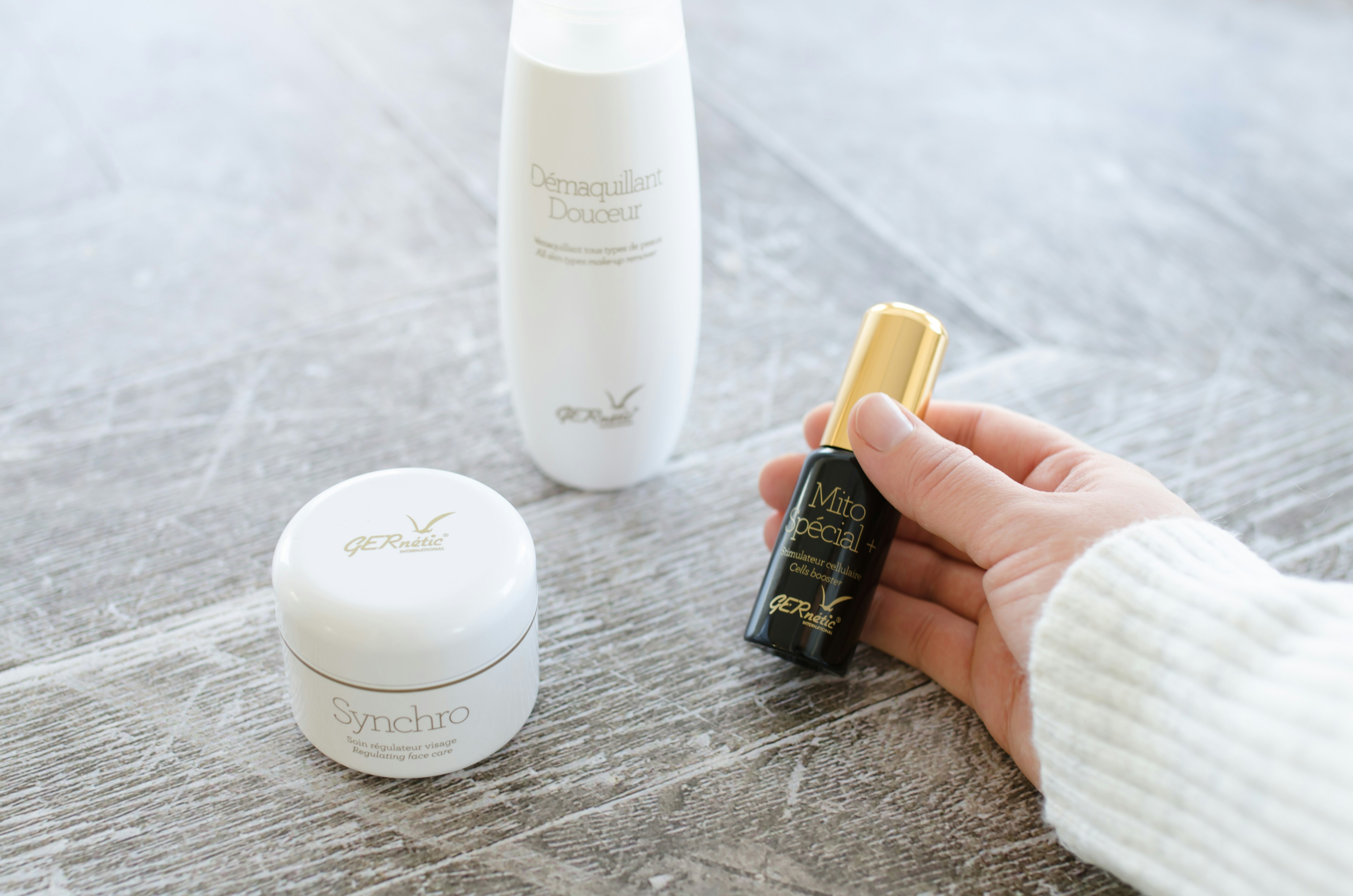 How to Maintain Your Skincare Routine While Traveling